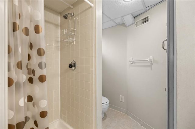 8925 Gillette Street, Lenexa, KS 66215