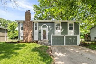 8925 Gillette Street, Lenexa, KS 66215