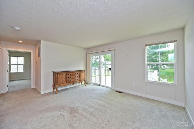 6 Ticket Way, Pierce Twp, OH 45102