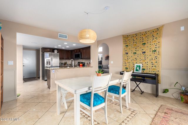 1836 N STAPLEY Drive 102, Mesa, AZ 85203