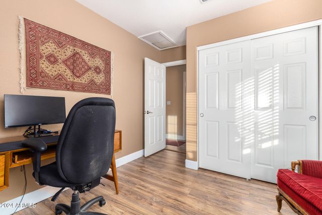 1836 N STAPLEY Drive 102, Mesa, AZ 85203