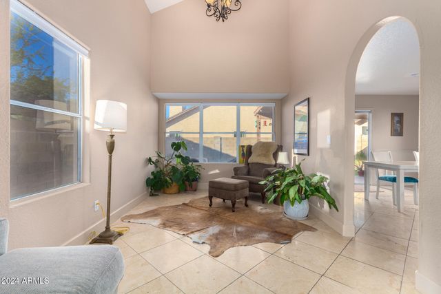 1836 N STAPLEY Drive 102, Mesa, AZ 85203