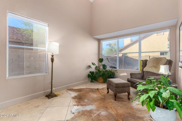 1836 N STAPLEY Drive 102, Mesa, AZ 85203