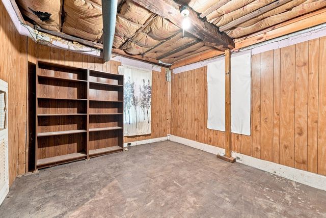 28 Tremont St, Athol, MA 01331