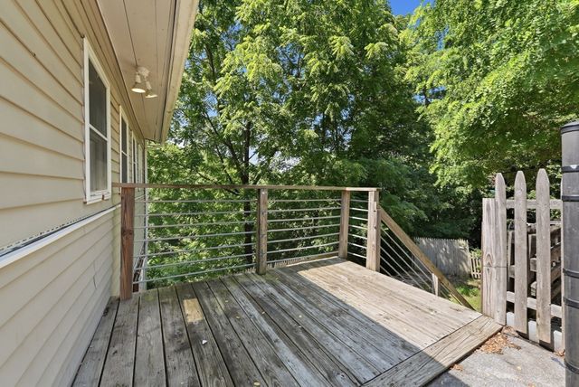 28 Tremont St, Athol, MA 01331
