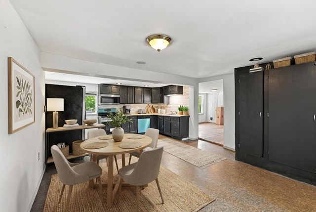 28 Tremont St, Athol, MA 01331