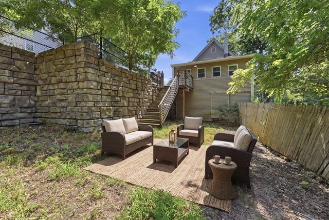 28 Tremont St, Athol, MA 01331