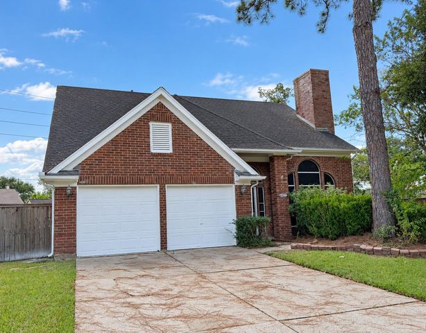 6927 Springcrest Court, Sugar Land, TX 77479