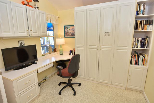 1555 NE Beacon Drive Apt 1006, Jensen Beach, FL 34957