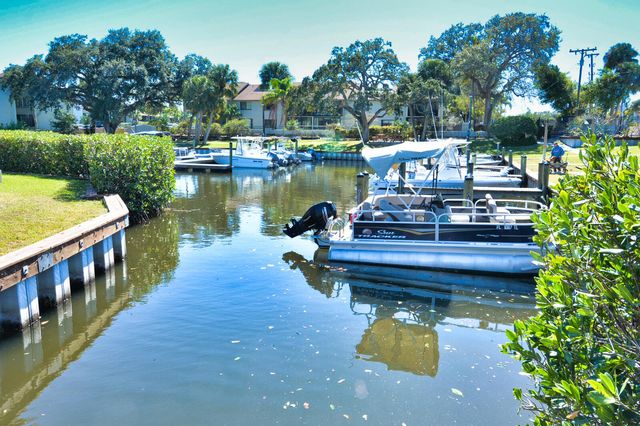 1555 NE Beacon Drive Apt 1006, Jensen Beach, FL 34957