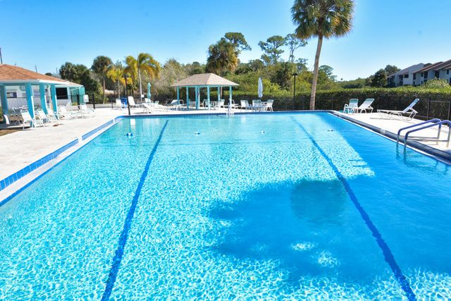 1555 NE Beacon Drive Apt 1006, Jensen Beach, FL 34957