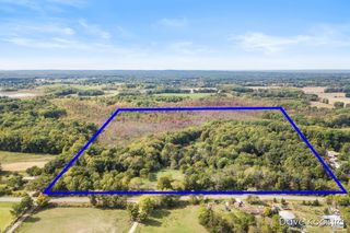 2050 Tanner Lake Road, Hastings, MI 49058