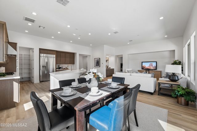 66101 E Cactus Lane, Tucson, AZ 85739