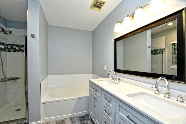 2307 Logan DR, Round Rock, TX 78664