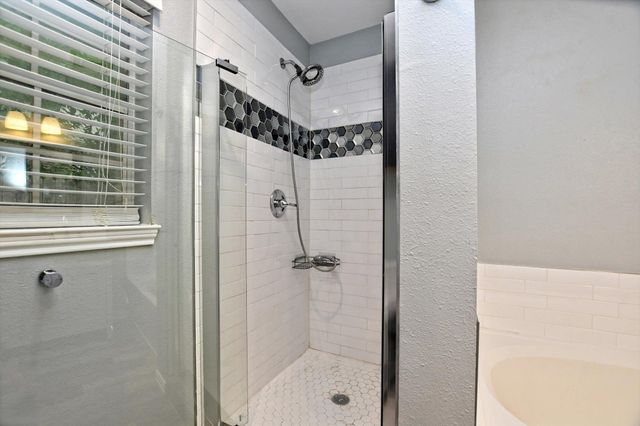 2307 Logan DR, Round Rock, TX 78664