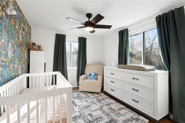 6820 Holmes Road, Kansas City, MO 64131