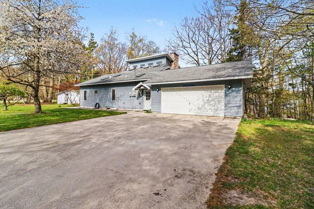 8240 W Stony Lake Road, New Era, MI 49446