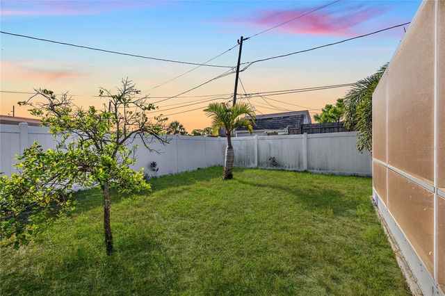 8318 76TH AVENUE, Seminole, FL 33777