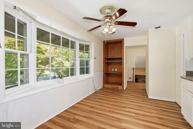 11902 ENID DR, Rockville, MD 20854