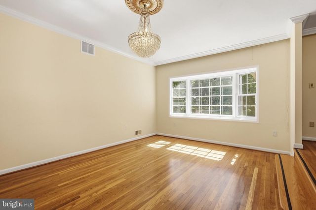 11902 ENID DR, Rockville, MD 20854