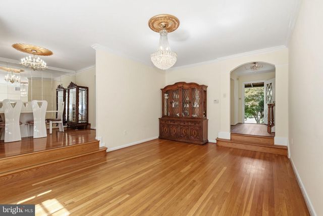 11902 ENID DR, Rockville, MD 20854
