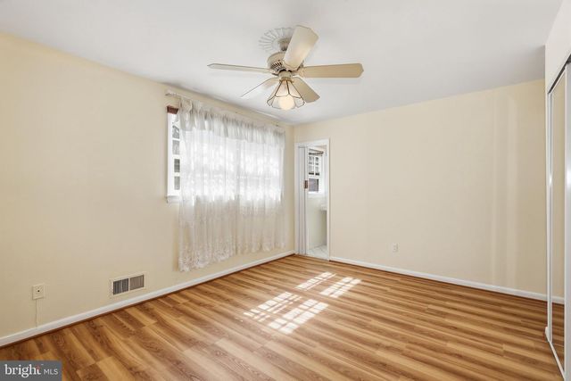 11902 ENID DR, Rockville, MD 20854