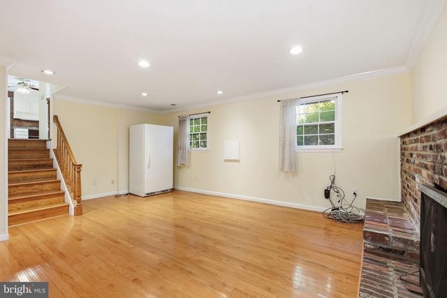 11902 ENID DR, Rockville, MD 20854