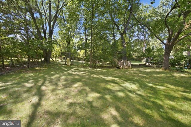 11902 ENID DR, Rockville, MD 20854