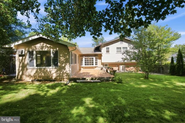 11902 ENID DR, Rockville, MD 20854