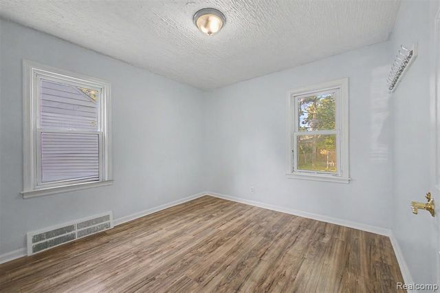 6459 Penrod Street, Detroit, MI 48228