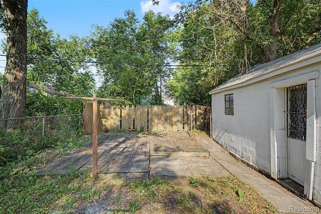 6459 Penrod Street, Detroit, MI 48228