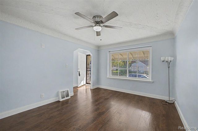 6459 Penrod Street, Detroit, MI 48228