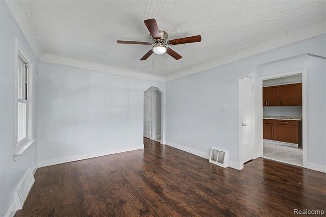 6459 Penrod Street, Detroit, MI 48228