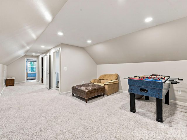 552 Bass Lake Drive, Pisgah Forest, NC 28768