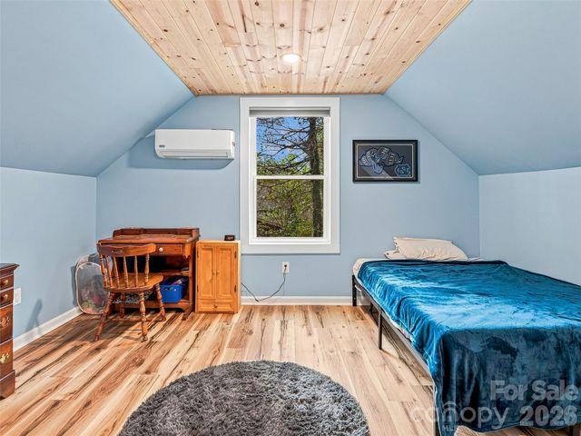 552 Bass Lake Drive, Pisgah Forest, NC 28768