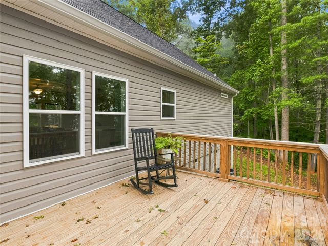 552 Bass Lake Drive, Pisgah Forest, NC 28768