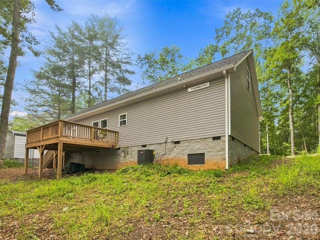 552 Bass Lake Drive, Pisgah Forest, NC 28768