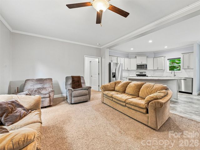 552 Bass Lake Drive, Pisgah Forest, NC 28768