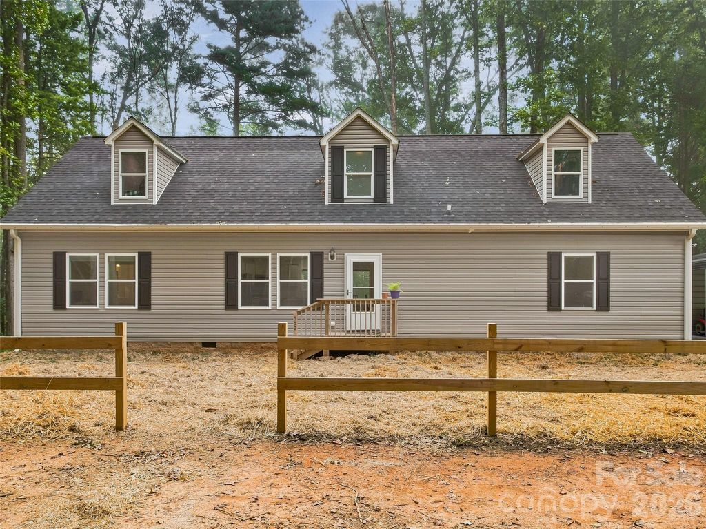 552 Bass Lake Drive, Pisgah Forest, NC 28768