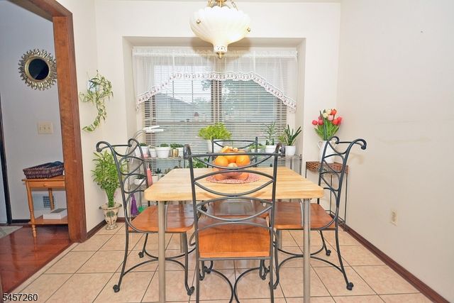 40 Giles Biondi Ct, Bound Brook Boro, NJ 08805