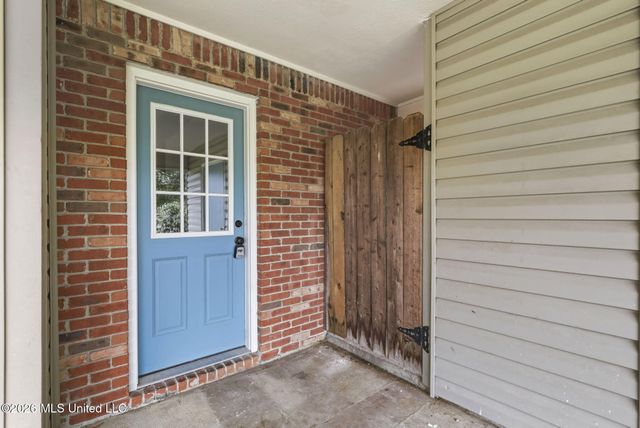 303 Audubon Circle, Brandon, MS 39047