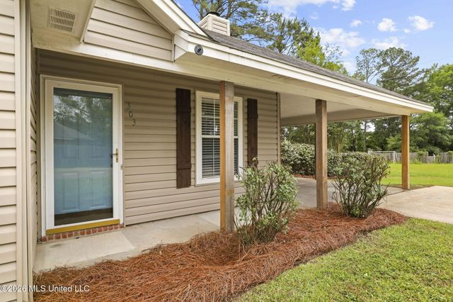 303 Audubon Circle, Brandon, MS 39047