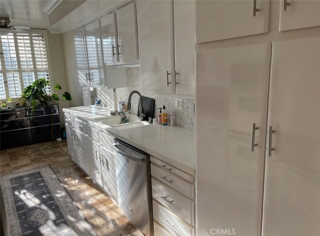 14521 Benefit Street 306, Sherman Oaks, CA 91403