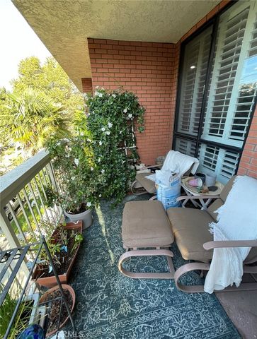 14521 Benefit Street 306, Sherman Oaks, CA 91403