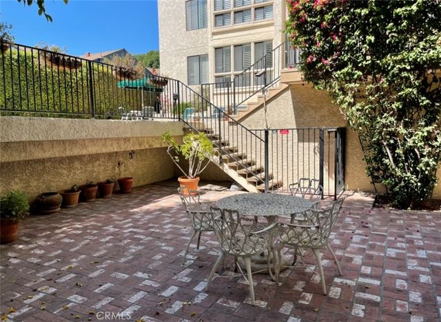 14521 Benefit Street 306, Sherman Oaks, CA 91403