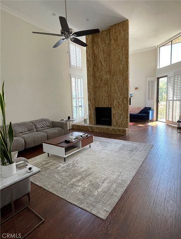 14521 Benefit Street 306, Sherman Oaks, CA 91403