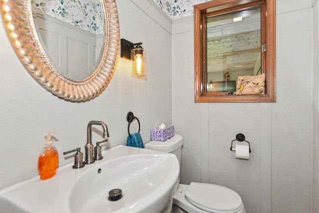 W7676 Stacey LANE, Whitewater, WI 53190