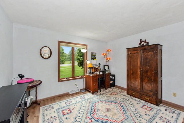 W7676 Stacey LANE, Whitewater, WI 53190