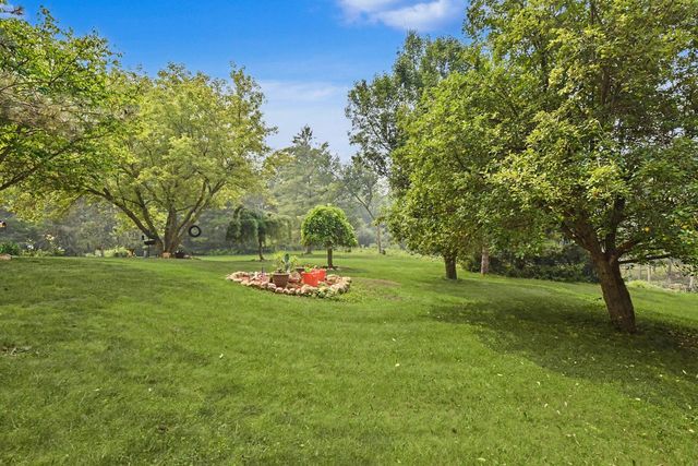 W7676 Stacey LANE, Whitewater, WI 53190