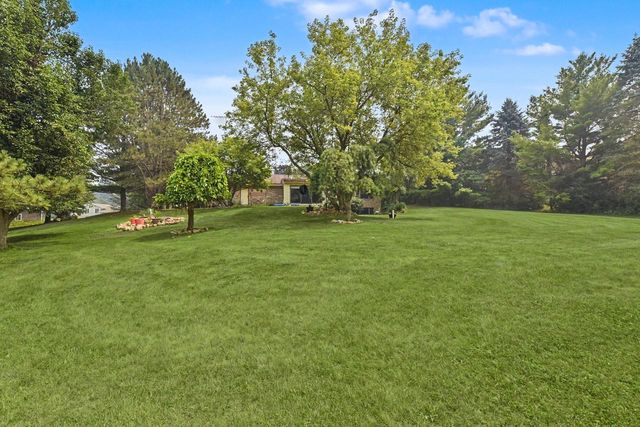 W7676 Stacey LANE, Whitewater, WI 53190
